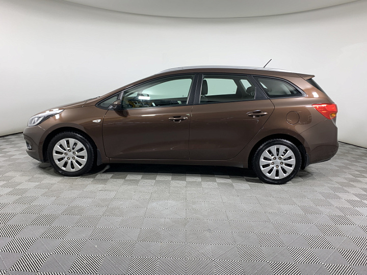 KIA Ceed 1.6, 2013 года, Механика, КОРИЧНЕВЫЙ