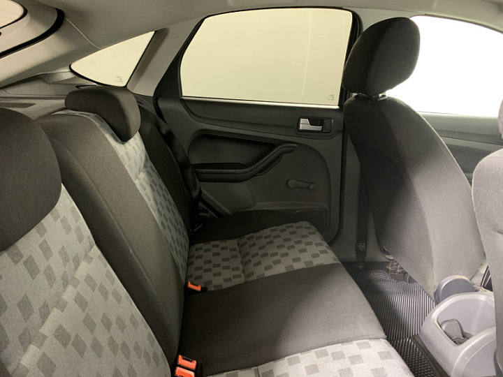 FORD Focus 1.6, 2007 года, Механика, ЧЕРНЫЙ