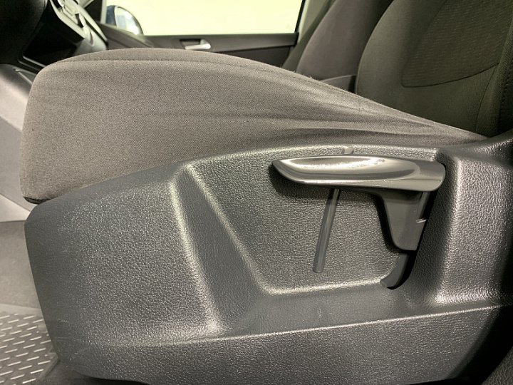 VOLKSWAGEN Tiguan 2, 2012 года, Автоматическая, серо-синий