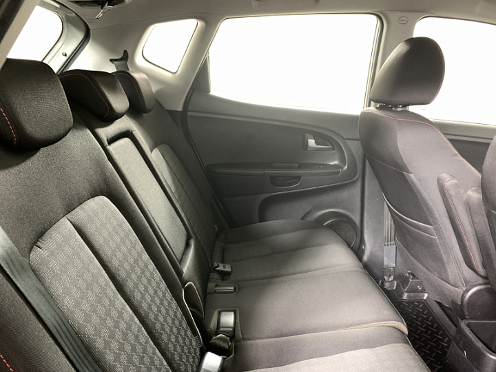 KIA Venga 1.6, 2014 года, Автоматическая, БЕЖЕВЫЙ