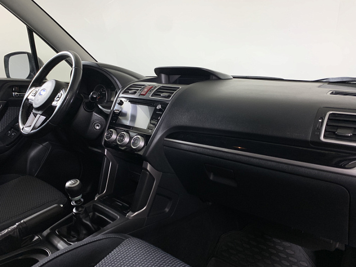 Subaru Forester 2, 2018 года, Механика, Черный