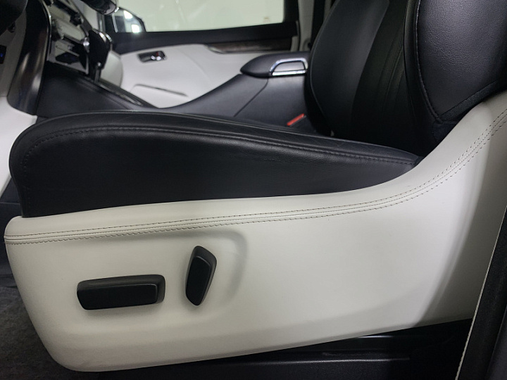 TOYOTA Alphard 3.5, 2019 года, Автоматическая, ЧЕРНЫЙ