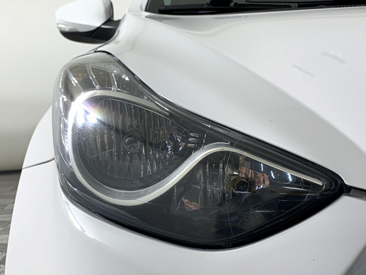 HYUNDAI Avante 1.6, 2012 года, Автоматическая, БЕЛЫЙ