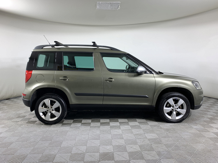 SKODA Yeti 2, 2014 года, Робот, ЗЕЛЕНЫЙ
