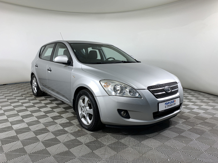 KIA Ceed 1.6, 2008 года, Механика, Серебристый