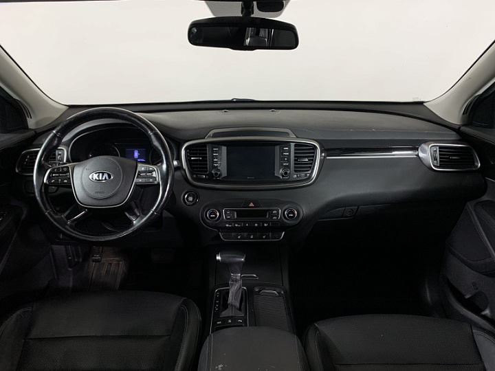 KIA Sorento 2.4, 2019 года, Автоматическая, СЕРЫЙ