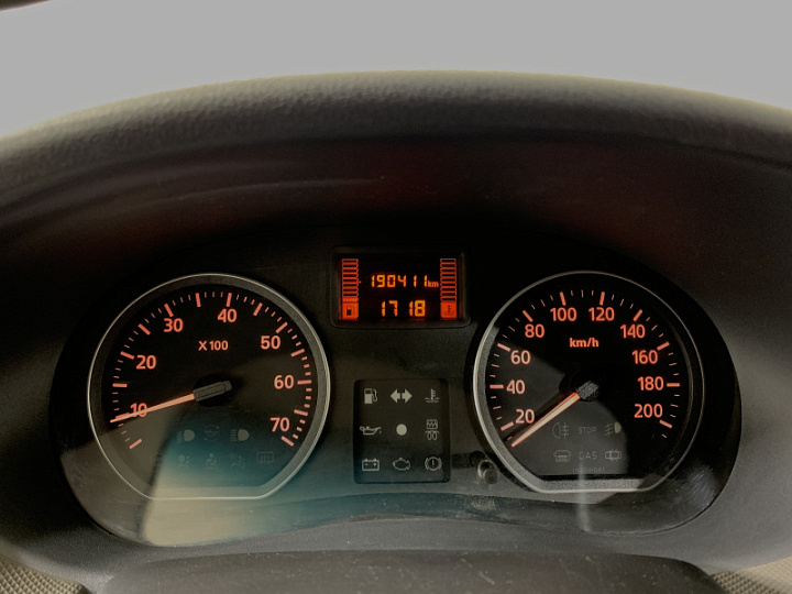 RENAULT Sandero 1.6, 2010 года, Механика, БЕЖЕВЫЙ