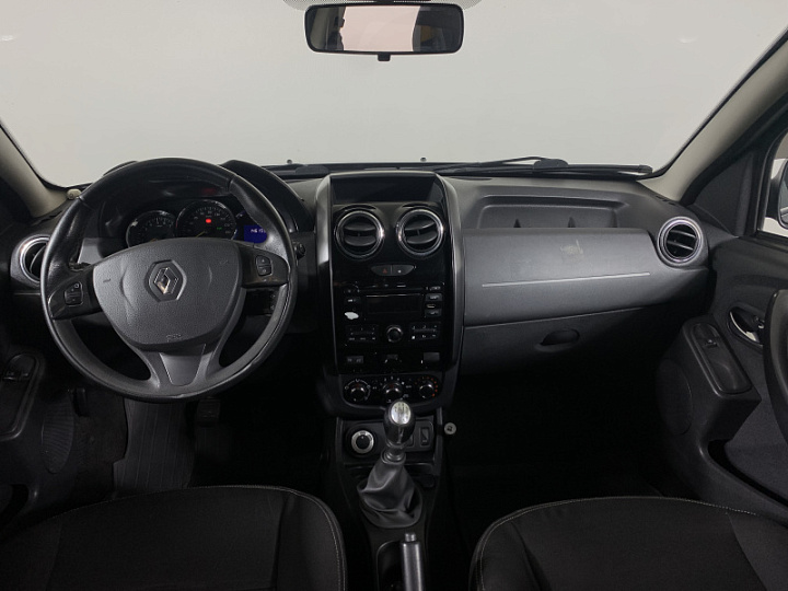 Renault Duster 1.6, 2015 года, Механика, Темно-Коричневый