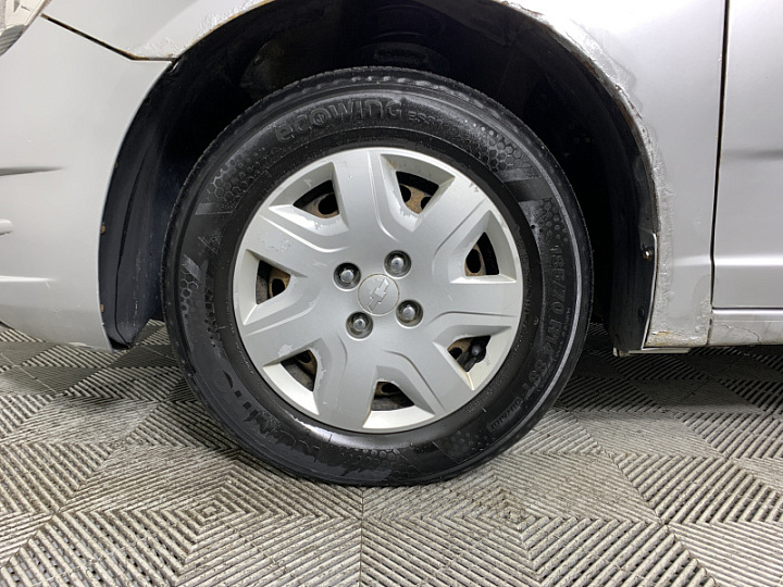 CHEVROLET Cobalt 1.5, 2013 года, Механика, Серебристый