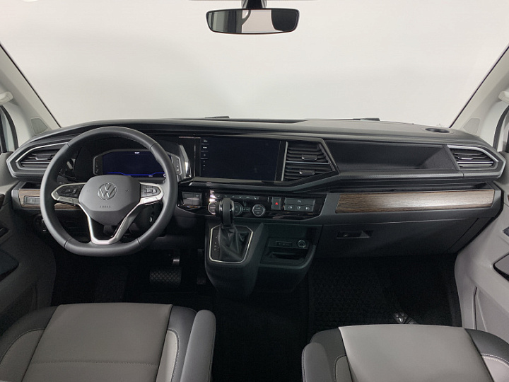VOLKSWAGEN Caravelle 2, 2021 года, Робот, БЕЛЫЙ