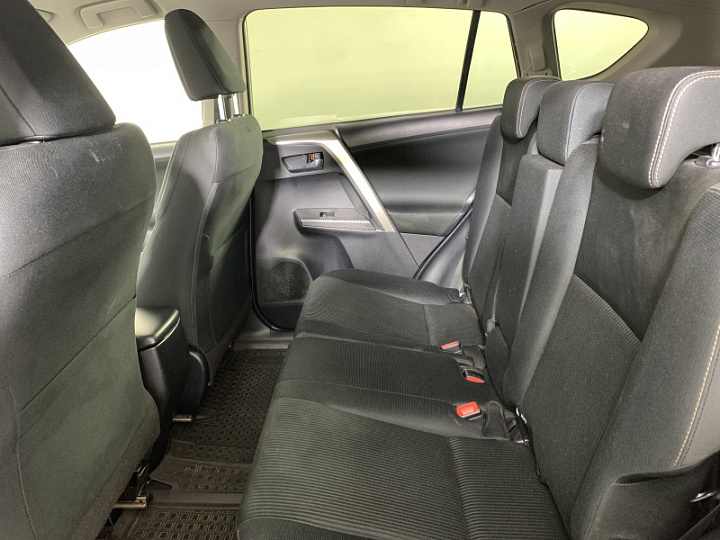 TOYOTA RAV4 2, 2014 года, Вариатор, Серебристый