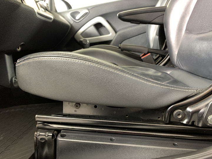 SMART Fortwo 1, 2009 года, Робот, Серебристый