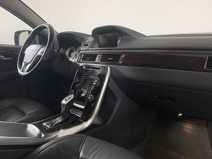VOLVO XC70 2.4, 2012 года, Автоматическая, КОРИЧНЕВЫЙ