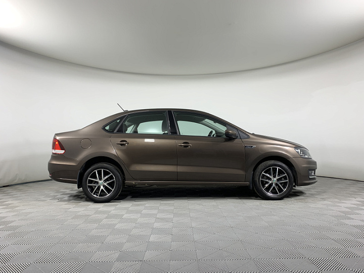 VOLKSWAGEN Polo 1.6, 2018 года, Автоматическая, КОРИЧНЕВЫЙ