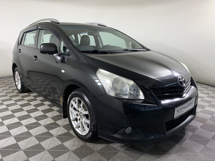 Toyota Verso 1.8, 2012 года, Вариатор, Черный