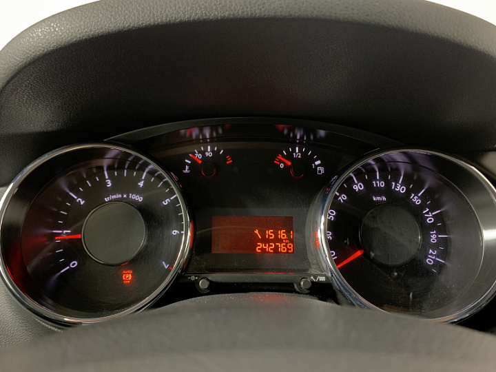 PEUGEOT 3008 1.6, 2012 года, Механика, ЧЕРНЫЙ