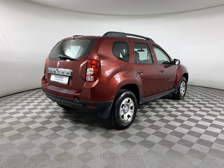 RENAULT Duster 1.6, 2012 года, Механика, КРАСНЫЙ
