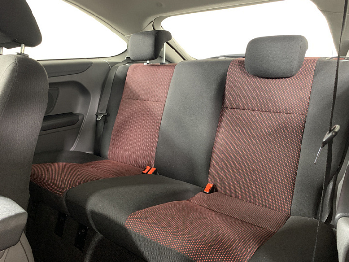 FORD Focus 1.8, 2007 года, Механика, КРАСНЫЙ