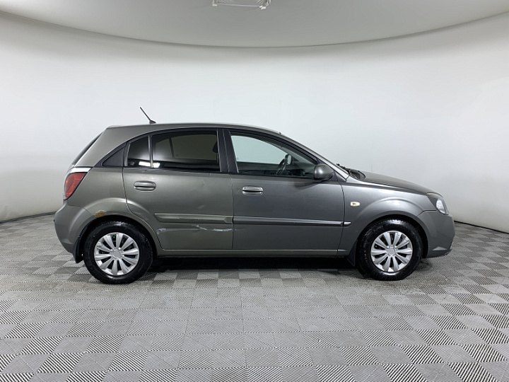 KIA Rio 1.4, 2010 года, Механика, СЕРЫЙ