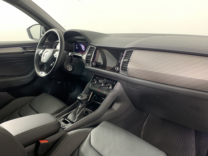 SKODA Kodiaq 2, 2022 года, Автоматическая, БЕЛЫЙ