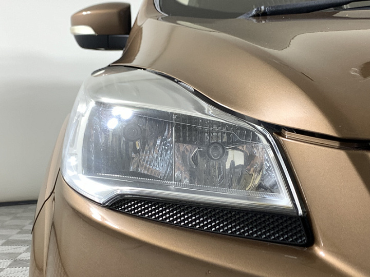 Ford Kuga 1.6, 2013 года, Автоматическая, Коричневый