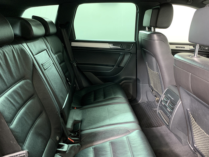 VOLKSWAGEN Touareg 3, 2018 года, Автоматическая, ЧЕРНЫЙ
