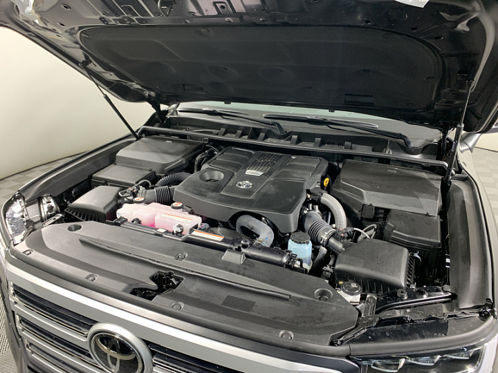TOYOTA Land Cruiser 3.4, 2023 года, Автоматическая, ЧЕРНЫЙ