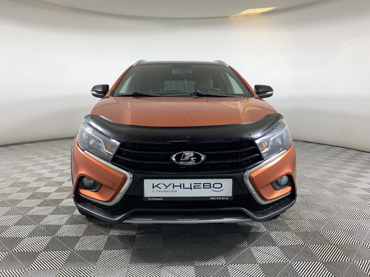 Lada Vesta 1.6, 2021 года, Вариатор, ОРАНЖЕВЫЙ
