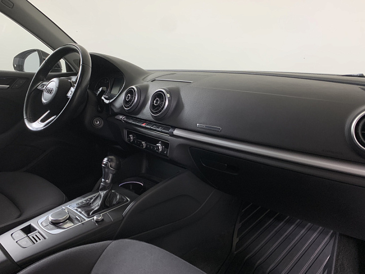 AUDI A3 1.4, 2016 года, Робот, БЕЛЫЙ