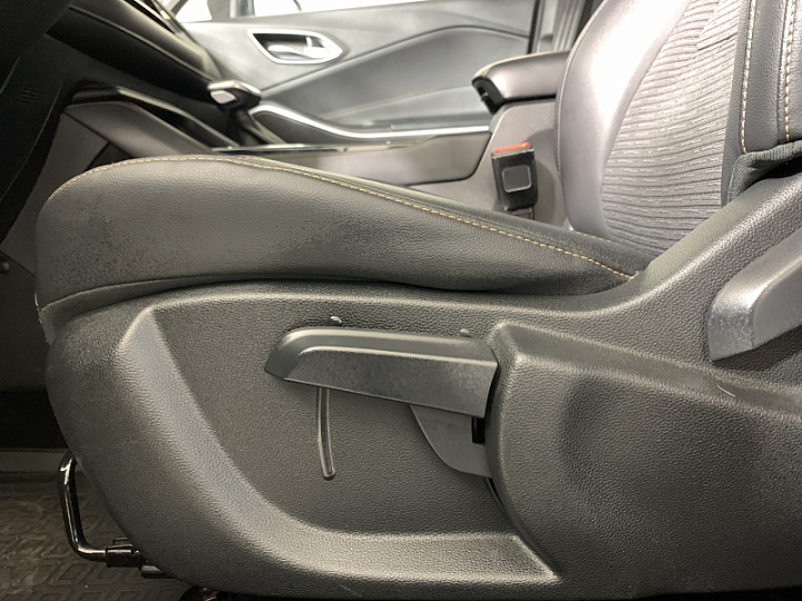 МОСКВИЧ 3 1.5, 2023 года, Вариатор, ЧЕРНЫЙ