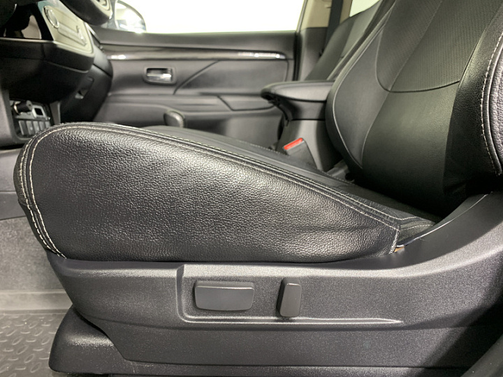 MITSUBISHI Outlander 2, 2018 года, Вариатор, БЕЛЫЙ