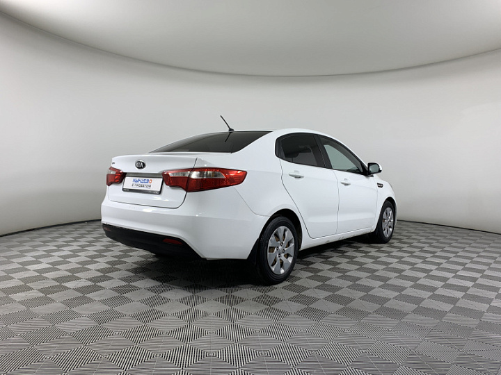 KIA Rio 1.6, 2014 года, Автоматическая, БЕЛЫЙ
