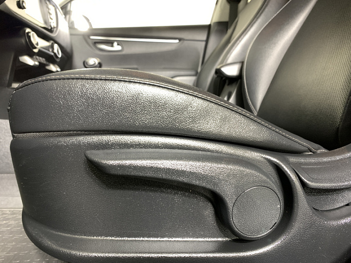 KIA Rio X-Line 1.6, 2018 года, Автоматическая, ЧЕРНЫЙ