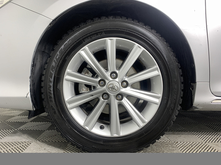 TOYOTA Camry 3.5, 2012 года, Автоматическая, Серебристый