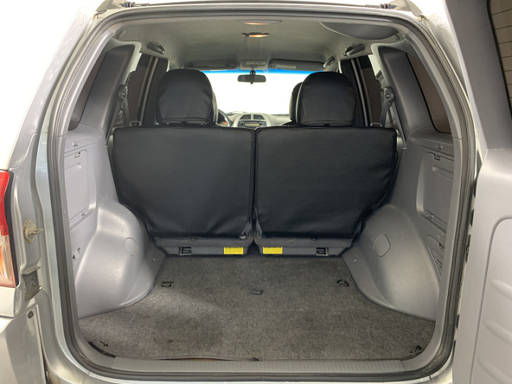 TOYOTA RAV4 2, 2002 года, Автоматическая, Серебристый