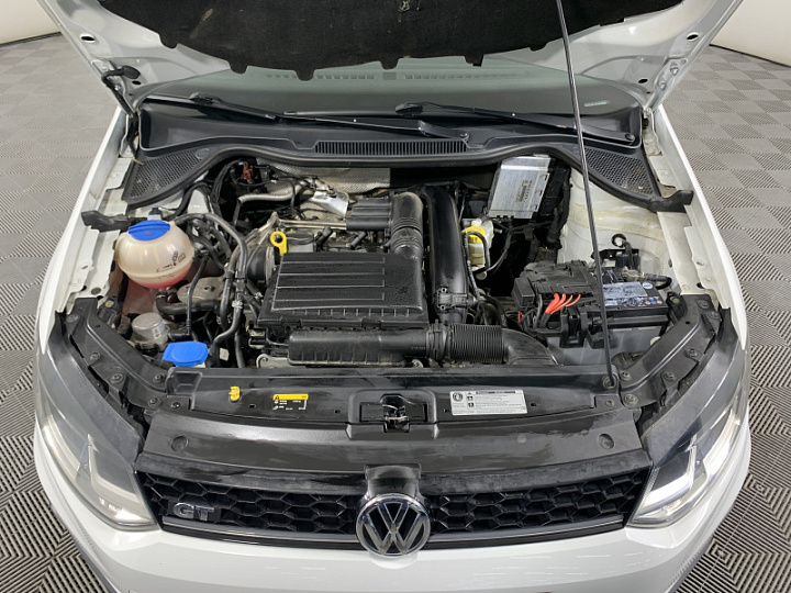 VOLKSWAGEN Polo 1.4, 2016 года, Робот, БЕЛЫЙ