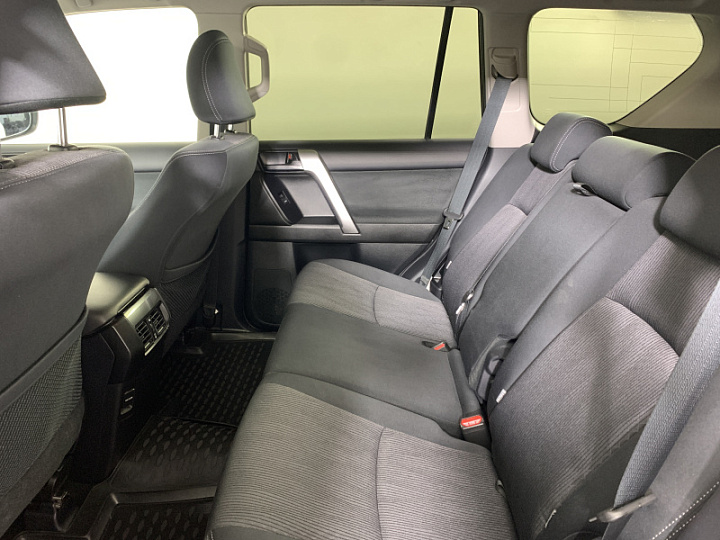 TOYOTA Land Cruiser Prado 2.8, 2015 года, Автоматическая, БЕЛЫЙ