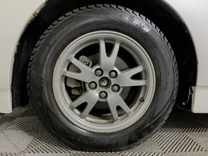 TOYOTA Prius 1.8, 2009 года, Автоматическая, БЕЛЫЙ