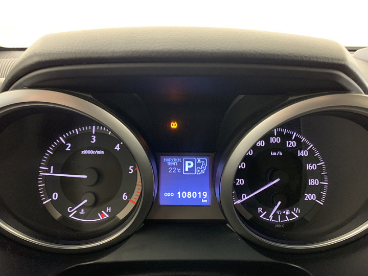 TOYOTA Land Cruiser Prado 2.8, 2017 года, Автоматическая, БЕЛЫЙ