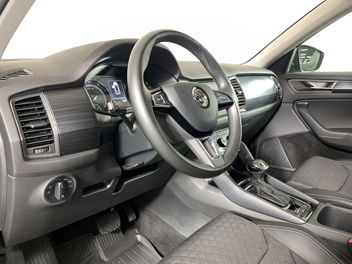 SKODA Kodiaq 2, 2018 года, Автоматическая, КОРИЧНЕВЫЙ