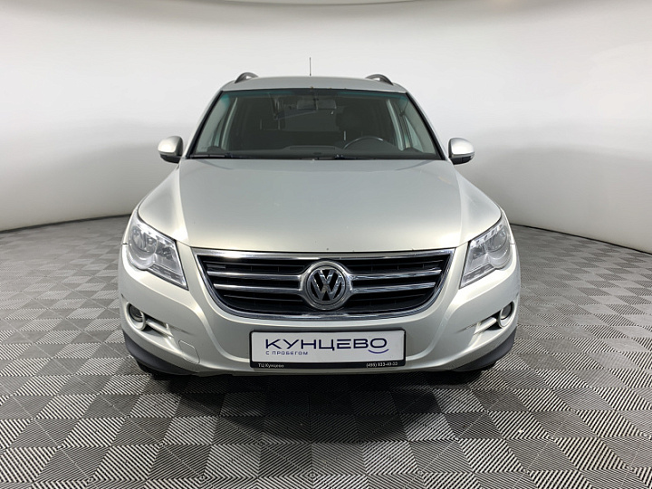 VOLKSWAGEN Tiguan 2, 2010 года, Автоматическая, Серебристо-желтый