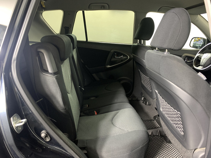 Toyota RAV4 2, 2010 года, Механика, Темно-серый