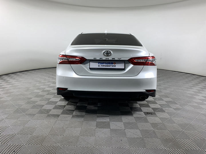 TOYOTA Camry 2.5, 2021 года, Автоматическая, БЕЛЫЙ