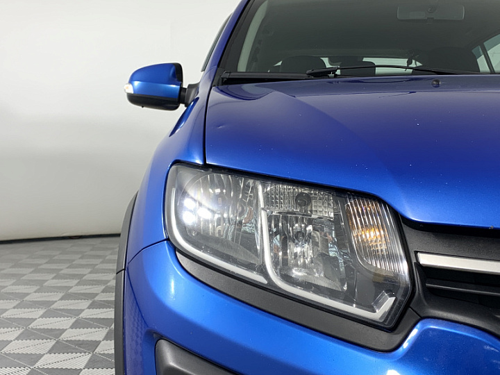 RENAULT Sandero 1.6, 2018 года, Автоматическая, Светло-синий