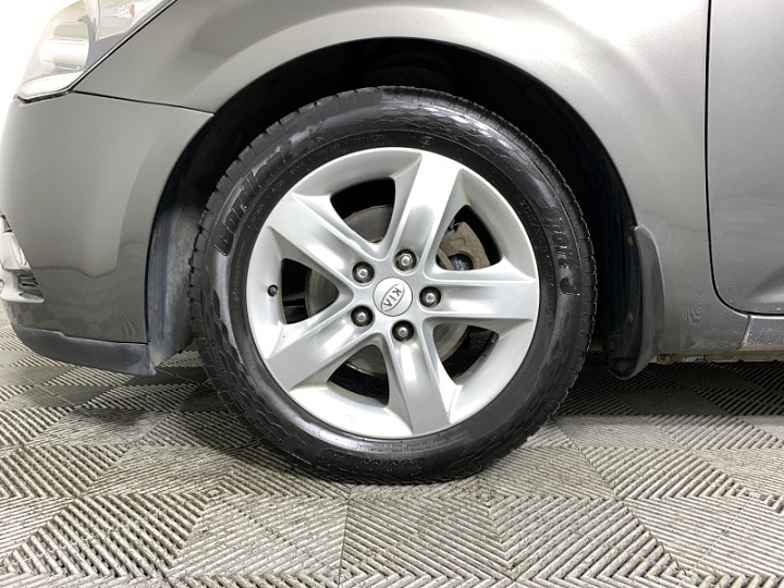 KIA Ceed 1.6, 2012 года, Автоматическая, СЕРЫЙ