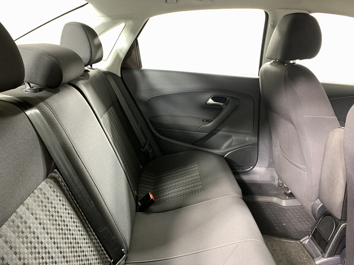 VOLKSWAGEN Polo 1.6, 2017 года, Автоматическая, КОРИЧНЕВЫЙ