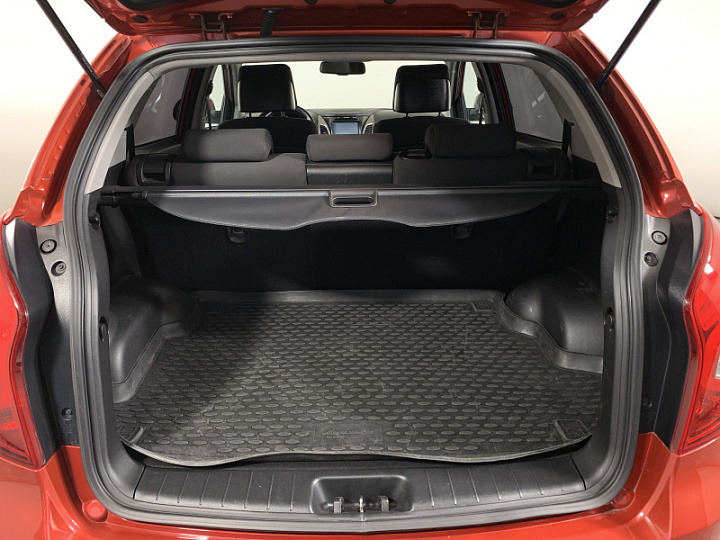 SSANGYONG Actyon 2, 2014 года, Автоматическая, КРАСНЫЙ