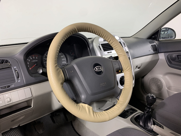 KIA Cerato 1.5, 2006 года, Механика, Серебристый