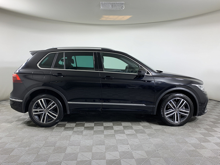 Volkswagen Tiguan 2, 2020 года, Робот, ЧЕРНЫЙ