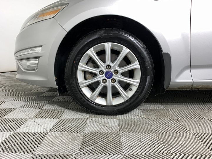 FORD Mondeo 2, 2012 года, Робот, Серебристый